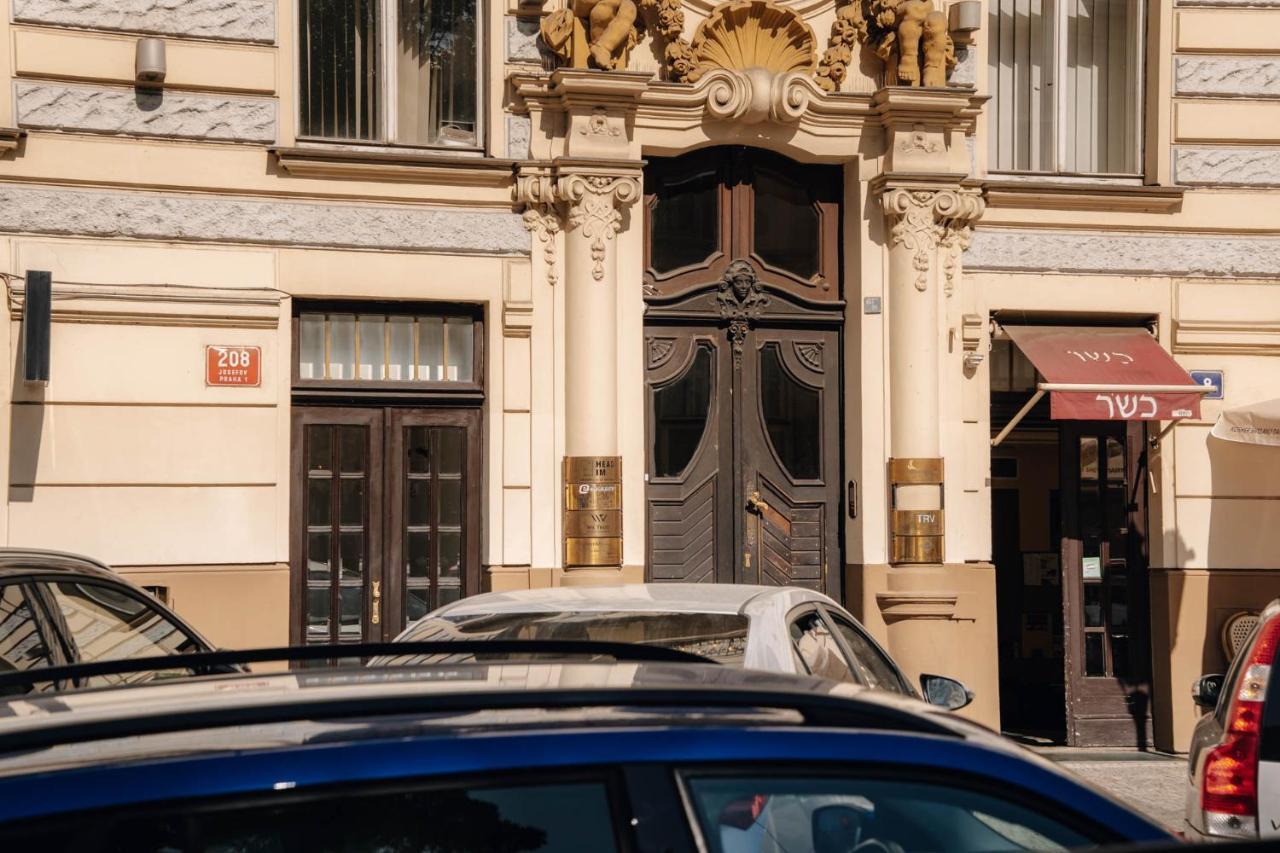 Castle King's Chic Апартаменти